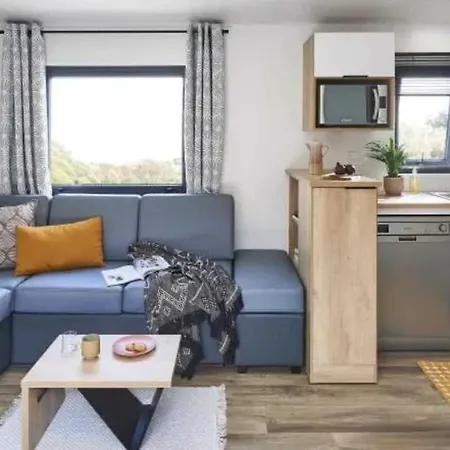 4 Etoiles - Piscine - Efceih 캠프장