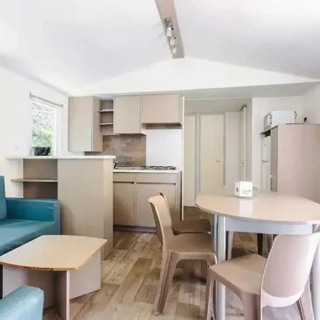 Kamp alanı 4 Etoiles - Piscine - Efceih