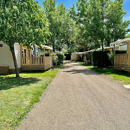 4 Etoiles - Piscine - Efceih Kamp alanı *