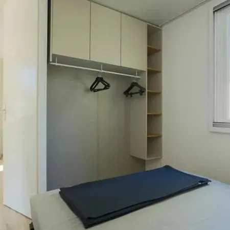 4 Etoiles - Piscine - Efceih Kamp alanı *