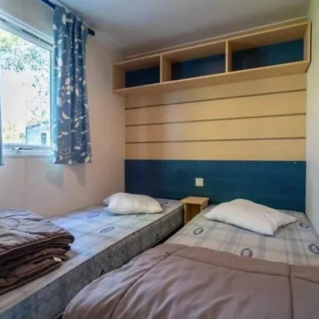 Kemping 4 Etoiles - Piscine - Efceih *