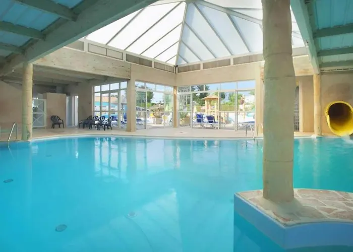 营地 4 Etoiles - Piscine - Efceih *