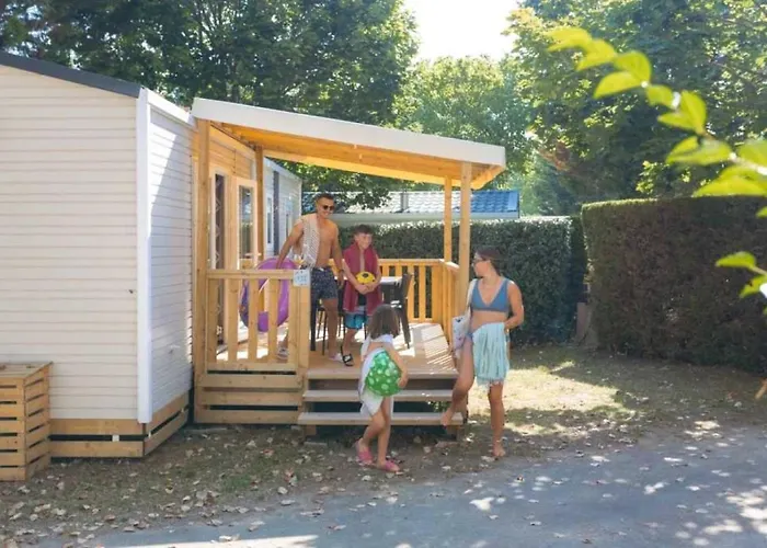 4 Etoiles - Piscine - Efceih 营地